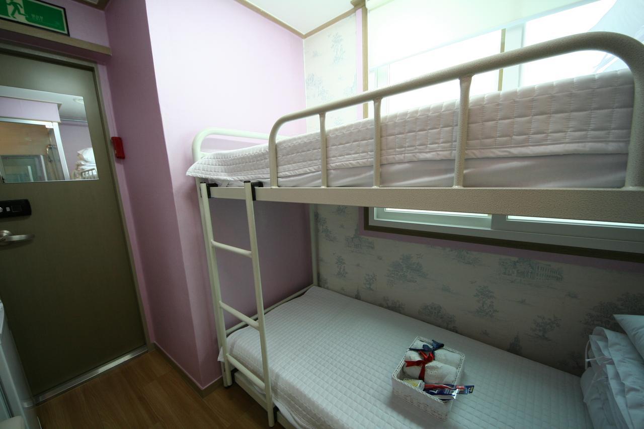 Vision Guesthouse Seoul Bagian luar foto