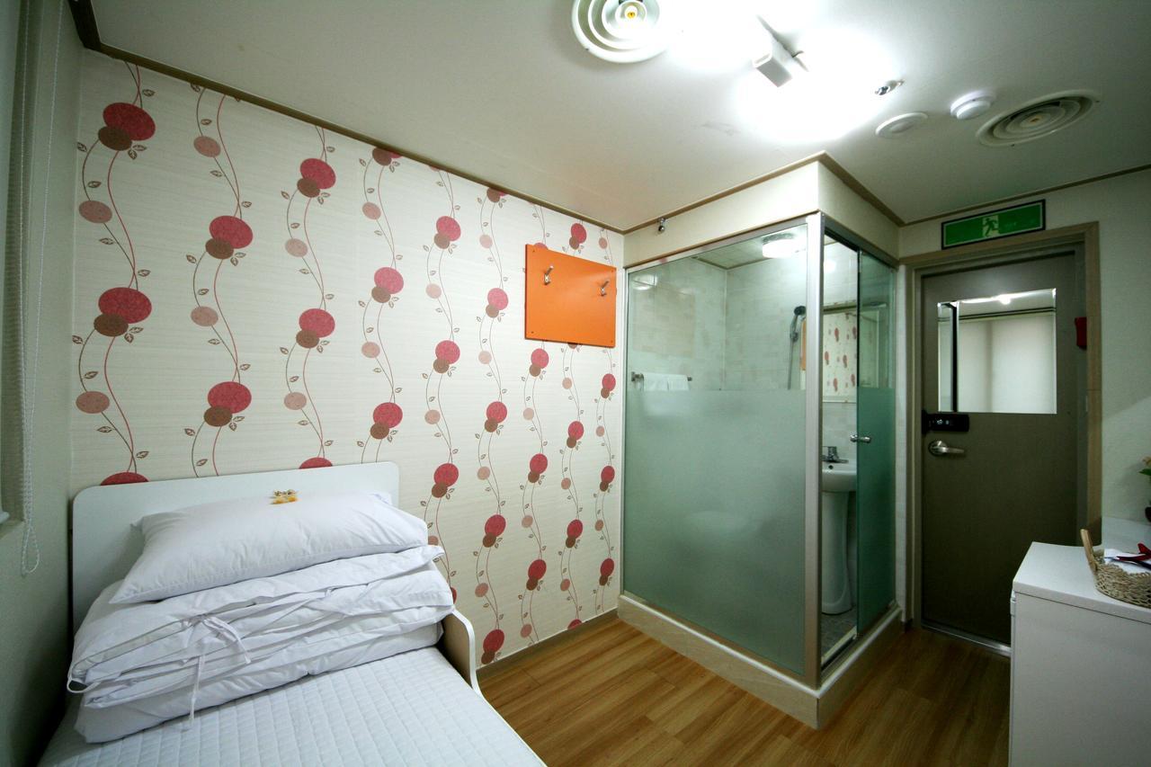 Vision Guesthouse Seoul Bagian luar foto