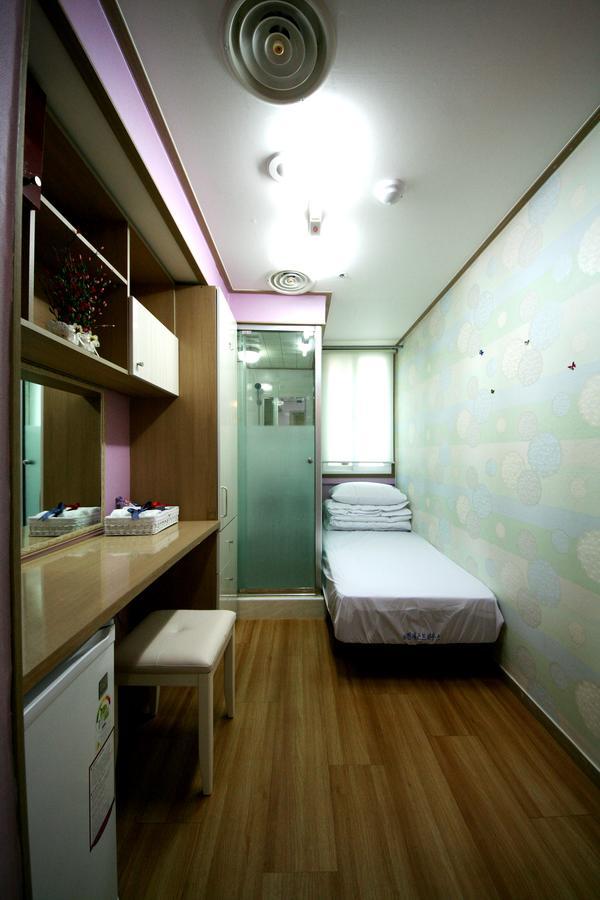 Vision Guesthouse Seoul Bagian luar foto